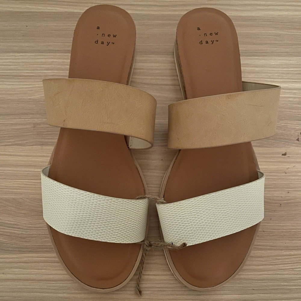 A new day sandals size 10